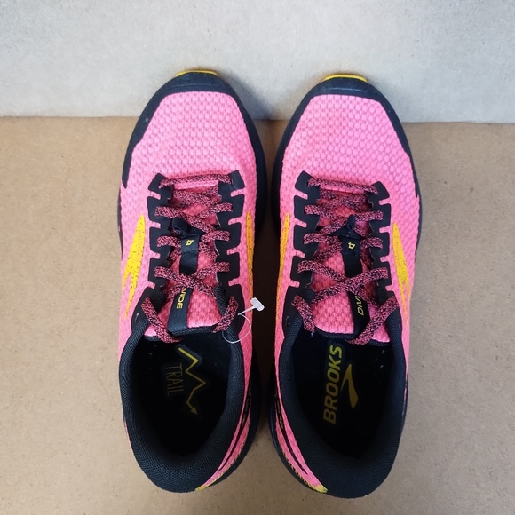 New Brooks Divide 4 Shoes Womens Size 9 Pink Black Yellow Trail Running Shoes - Picture 3 of 12